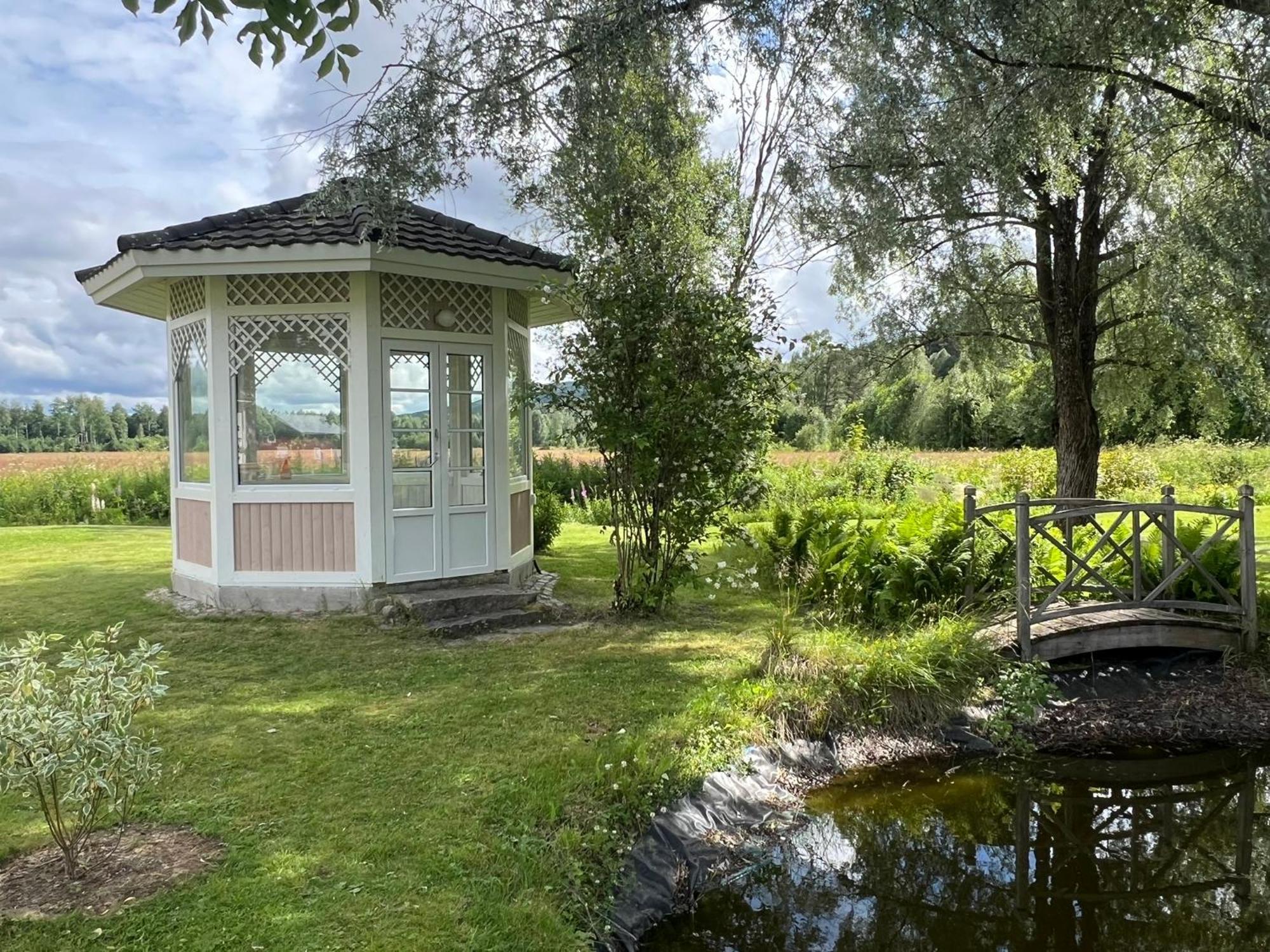 Апартаменты Rosa Huset Osebol Stollet Экстерьер фото